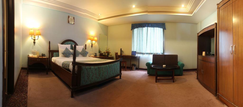 Hotel Grand International Raipur  Ngoại thất bức ảnh