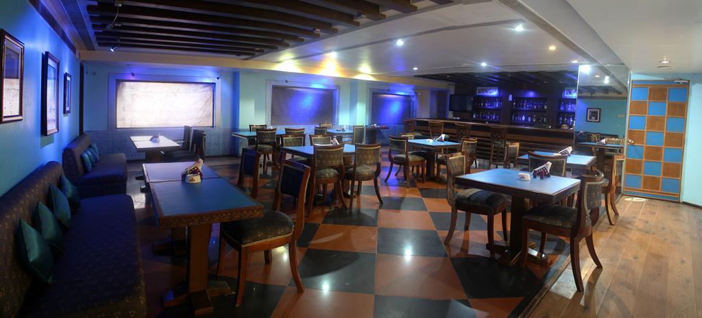 Hotel Grand International Raipur  Ngoại thất bức ảnh