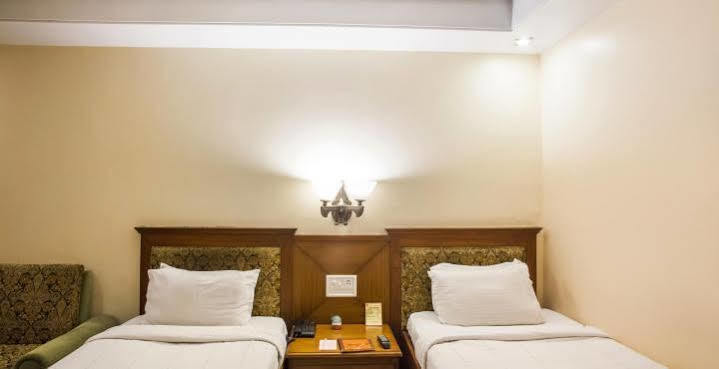 Hotel Grand International Raipur  Ngoại thất bức ảnh