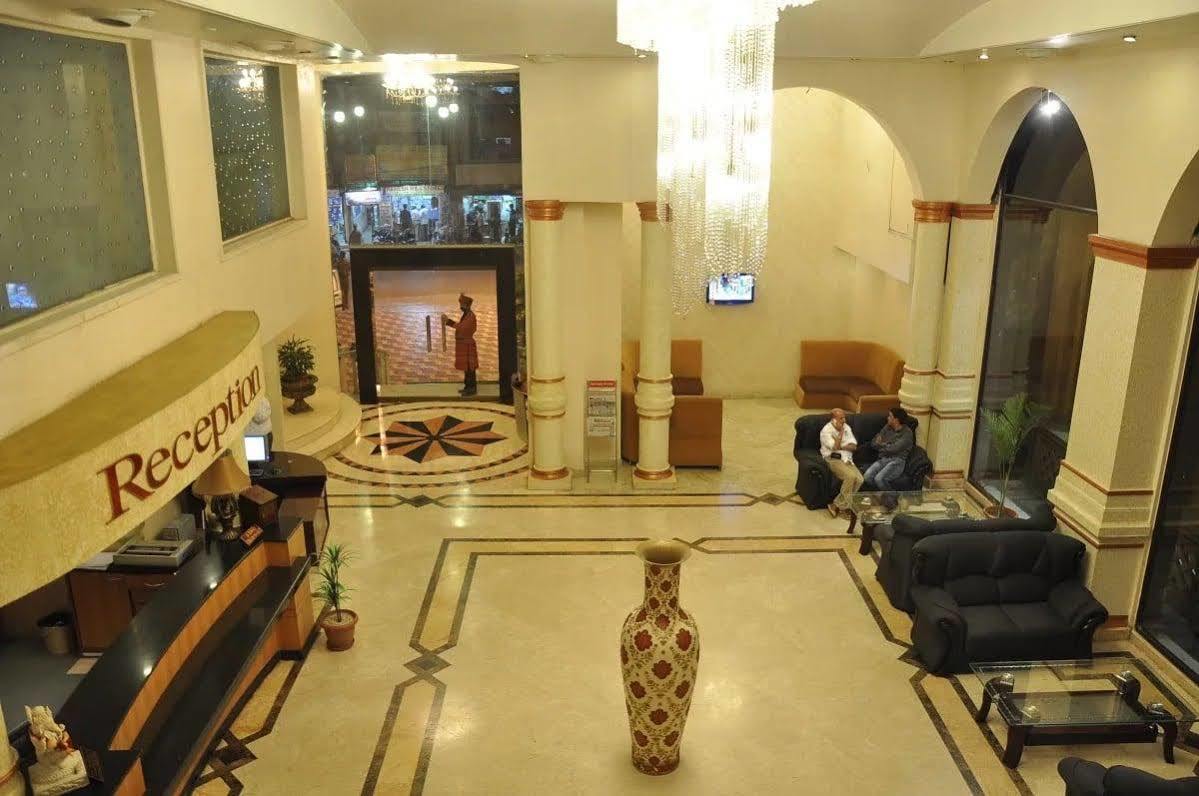 Hotel Grand International Raipur  Ngoại thất bức ảnh