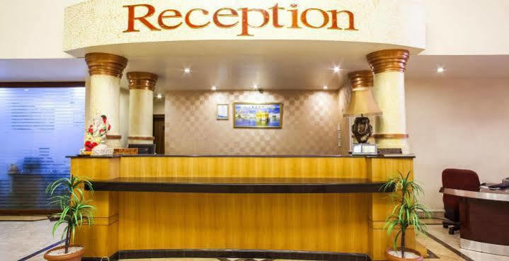 Hotel Grand International Raipur  Ngoại thất bức ảnh