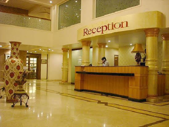 Hotel Grand International Raipur  Ngoại thất bức ảnh